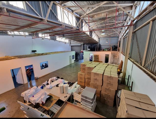 420M² WAREHOUSE TO LET IN SELBY